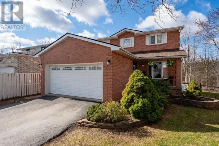 29 SHERWOOD CRESCENT, Belleville