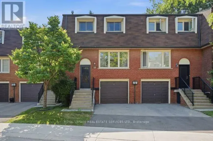 29 SILVER SHADOW PATH, Toronto