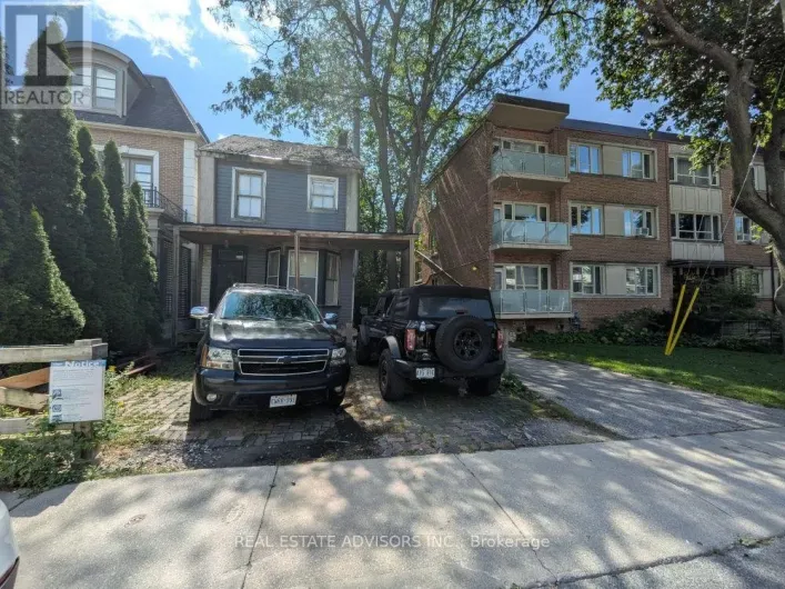 29 THELMA AVENUE, Toronto