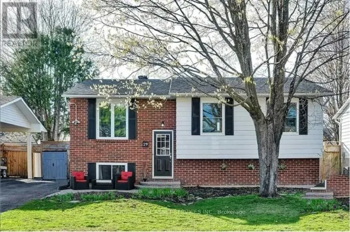 29 UXBRIDGE CRESCENT, Ottawa