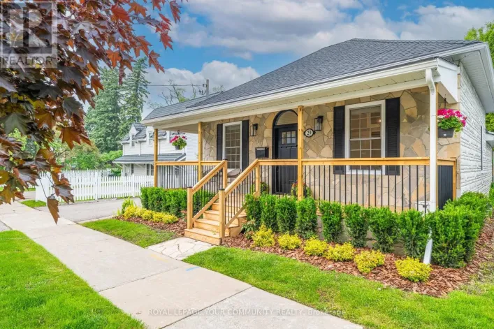 29 WELLS STREET, Aurora