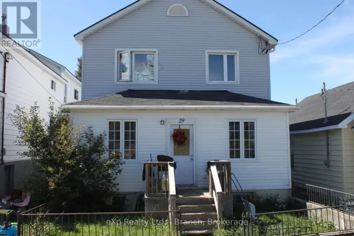 29 WOODS STREET, Kirkland Lake