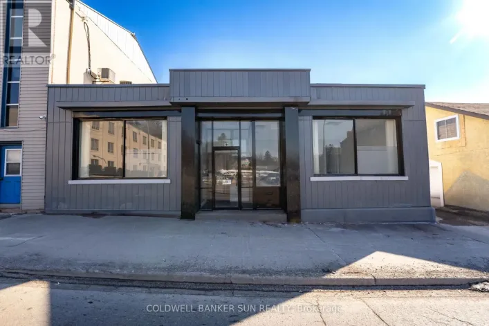 290 DUNDAS STREET, Woodstock