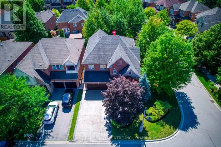 290 DUSKYWING WAY, Oakville