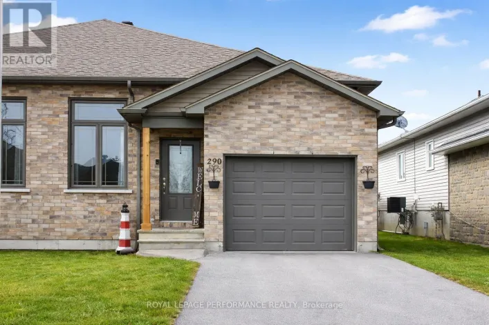 290 GLEN NORA DRIVE, Cornwall