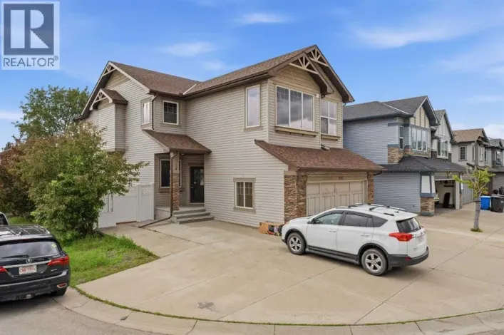 290 Valleyview Court SE, Calgary