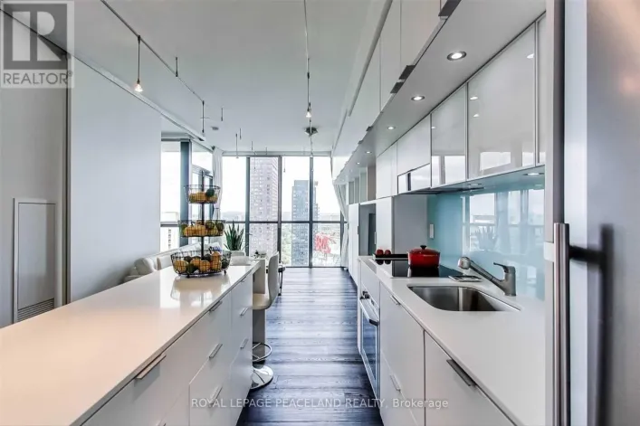 2901 - 110 CHARLES STREET E, Toronto