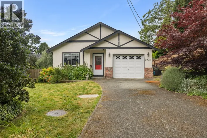 2902 Irma St, Victoria