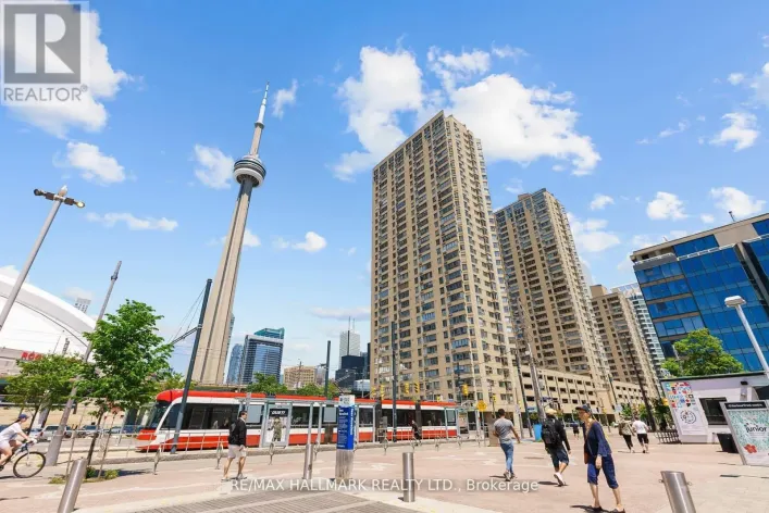 2903 - 270 QUEENS QUAY W, Toronto