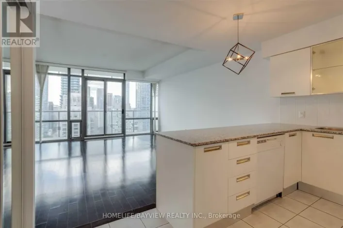 2904 - 37 GROSVENOR STREET, Toronto