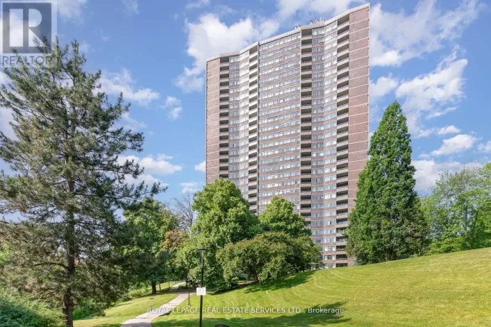 2905 - 3100 KIRWIN AVENUE, Mississauga