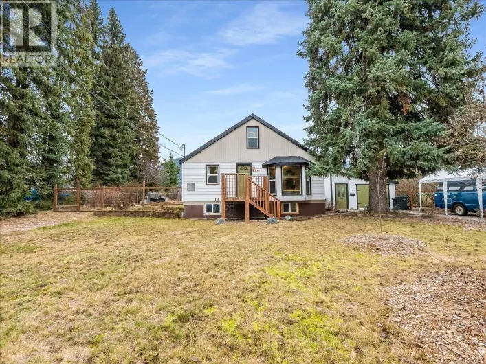 2905 5TH Avenue, Castlegar