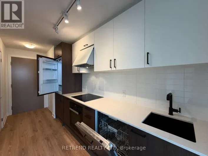 2906 - 5 QUARRINGTON LANE, Toronto