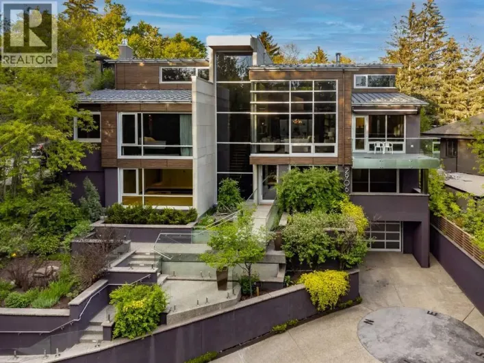 2906 Marquette Street SW, Calgary