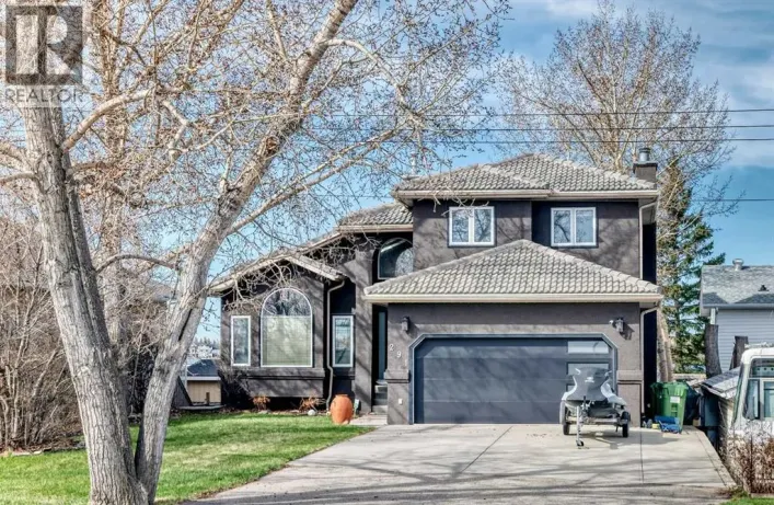 291 EAST CHESTERMERE Drive, Chestermere