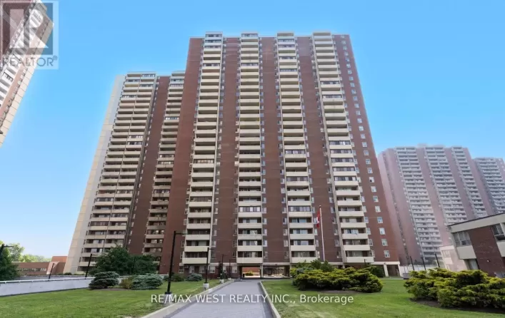 2910 - 5 MASSEY SQUARE, Toronto