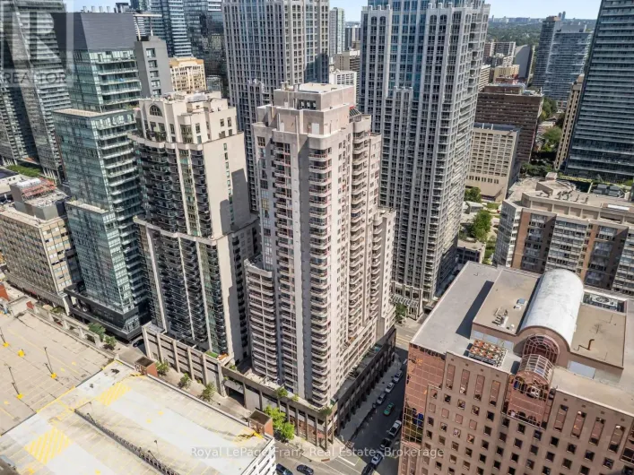 2910 - 736 BAY STREET, Toronto
