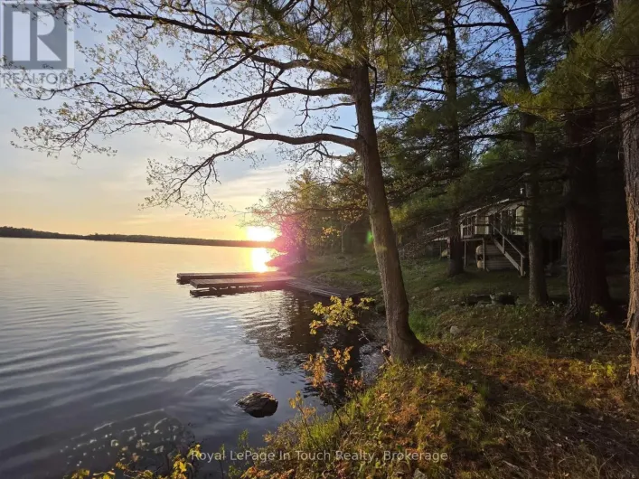 2910 MACLEAN LAKE NORTH SHORE ROAD, Severn