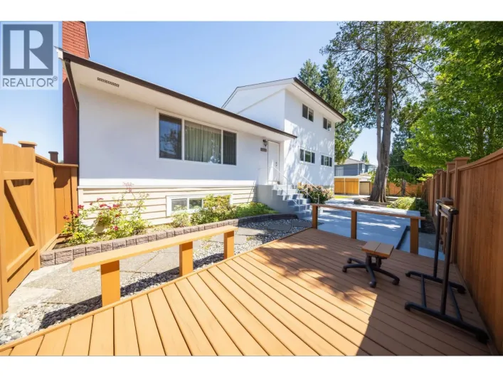 2911 E 51ST AVENUE, Vancouver