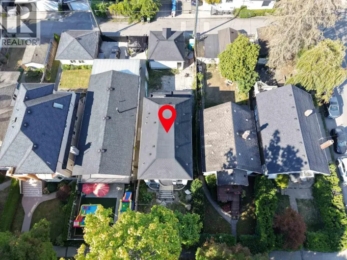2911 W 34TH AVENUE, Vancouver