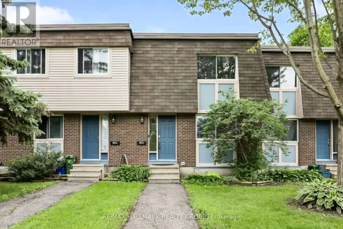 2912 FAIRLEA CRESCENT, Ottawa