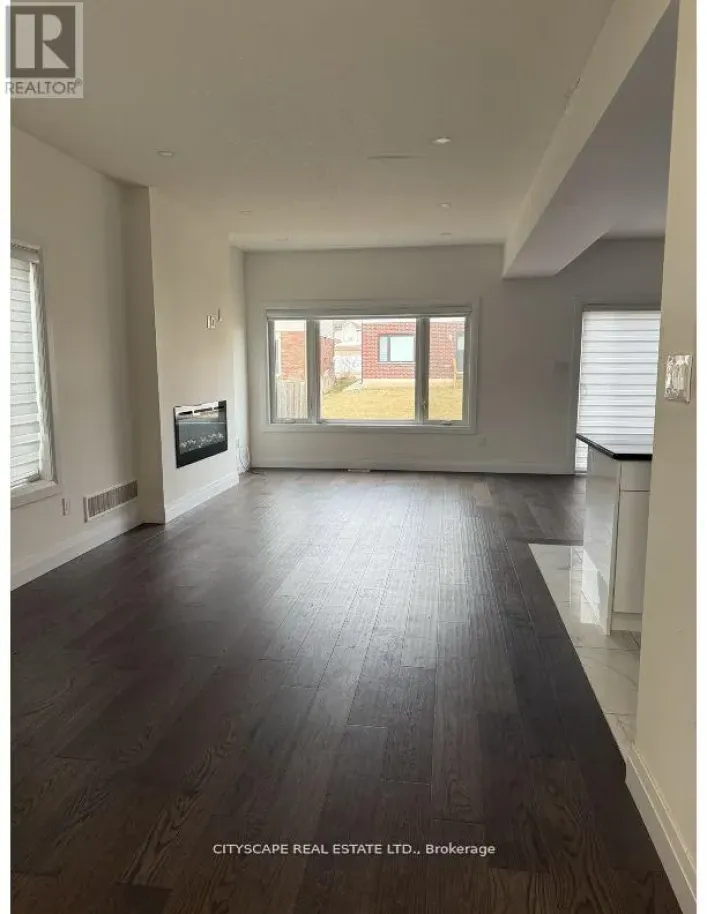 2912 LEMIEUX WALK, London South