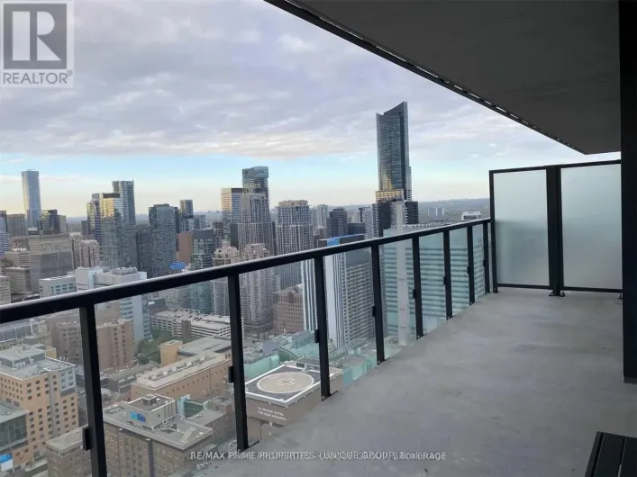 2916 - 488 UNIVERSITY AVENUE, Toronto