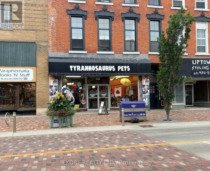 292 FRONT STREET, Belleville