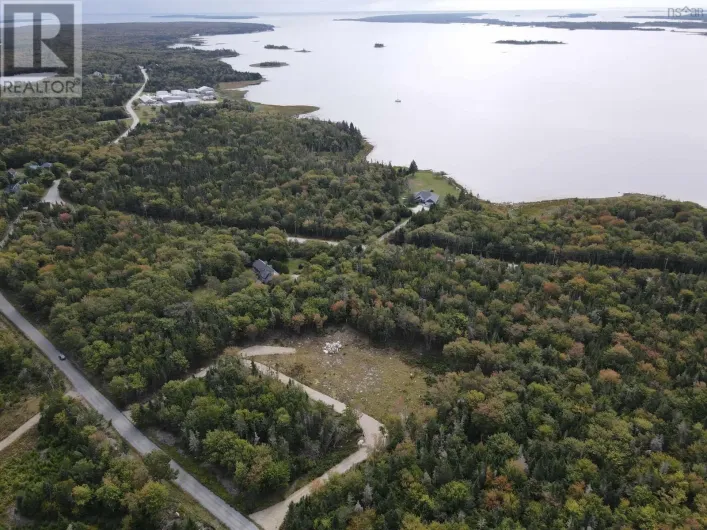 292 Greenwood Road, Port Saxon