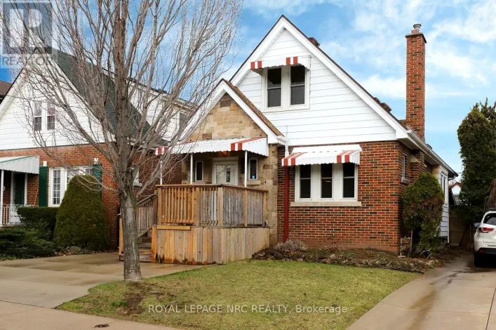 292 HUXLEY AVENUE S, Hamilton