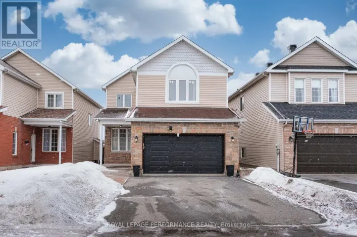 292 RUSTIC HILLS CRESCENT, Ottawa