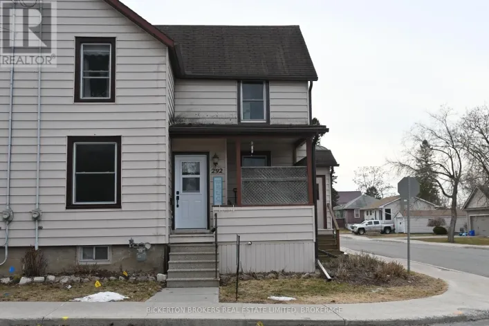 292 WILLIAM STREET N, Gananoque