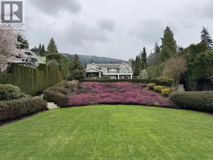 2920 MATHERS AVENUE, West Vancouver