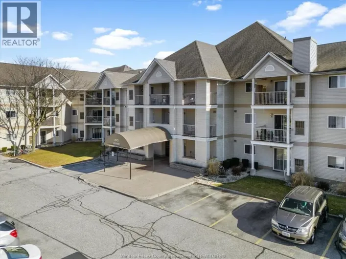 2922 Rivard AVENUE Unit# 208, Windsor