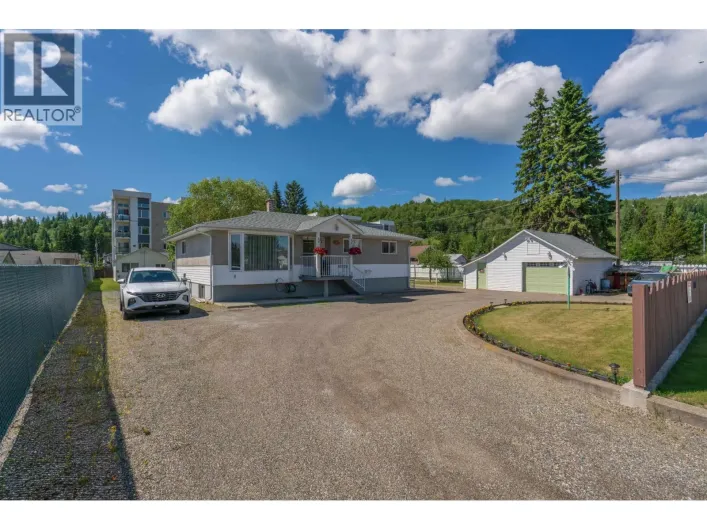 2923 FERRY AVENUE, Prince George
