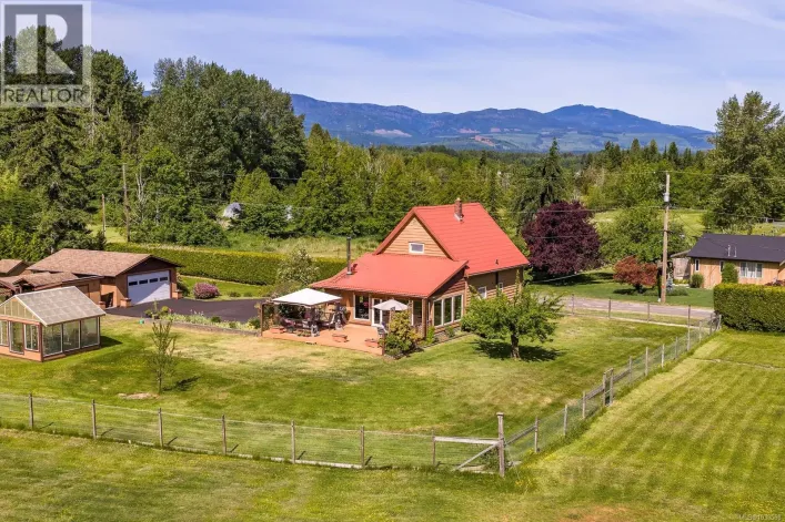 2924 Baird Rd, Courtenay