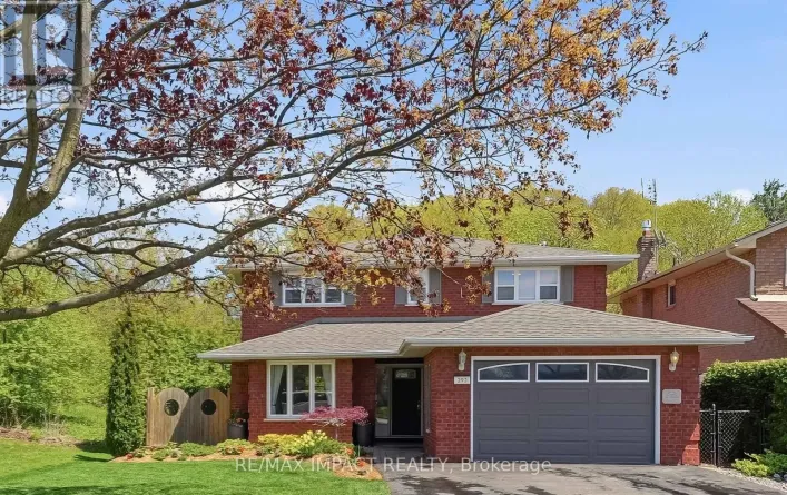 293 BLUE HERON DRIVE, Oshawa