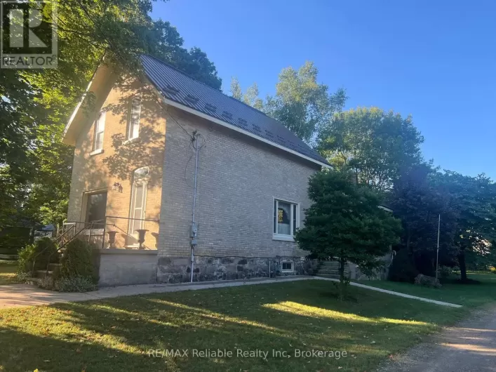 293 DRUMMOND STREET, North Huron