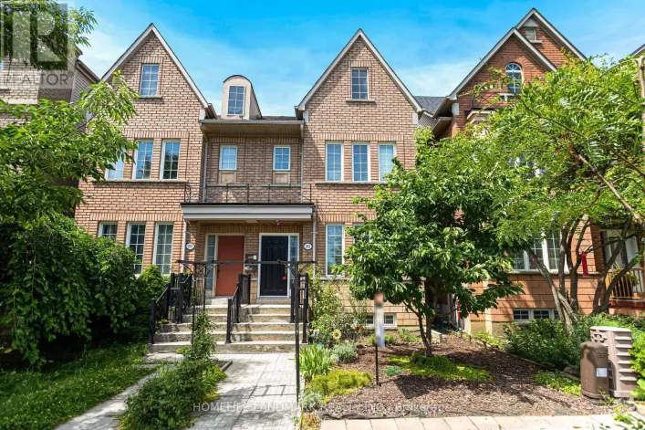 293 MURRAY ROSS PARKWAY, Toronto