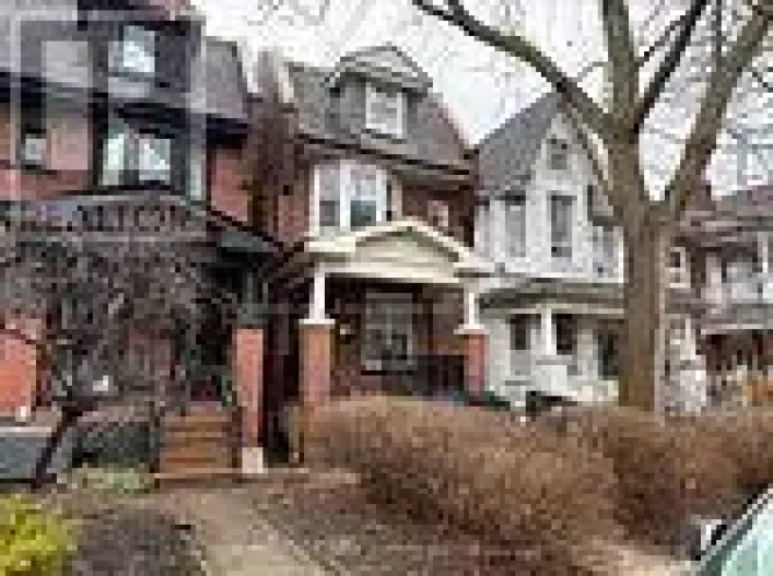 293 ST CLARENS AVENUE, Toronto