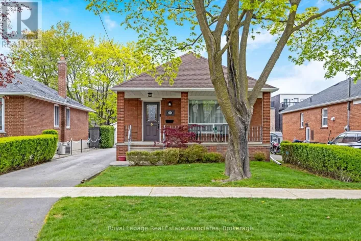 293 THIRTIETH STREET, Toronto