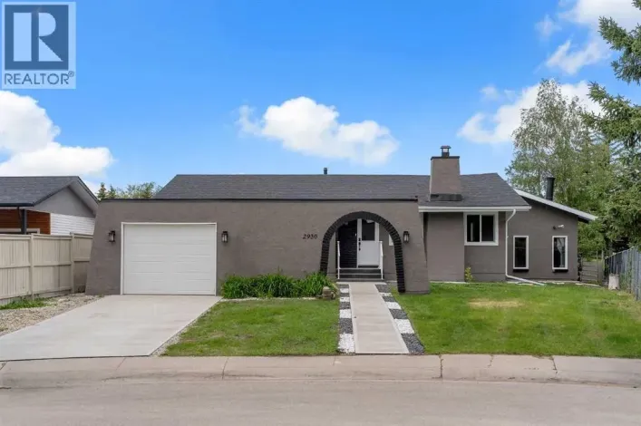 2930 Oakmoor Crescent SW, Calgary