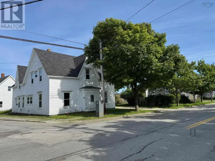 29-31 Main Street|3 Kempt Street, Yarmouth