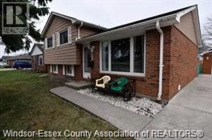 2935 RIVARD, Windsor