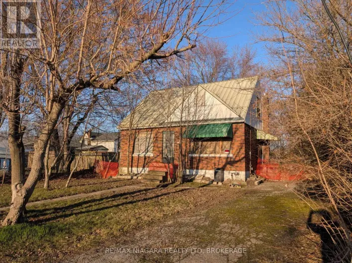 2936 DORCHESTER ROAD, Niagara Falls