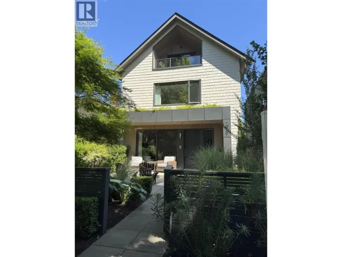 2939 W 15TH AVENUE, Vancouver