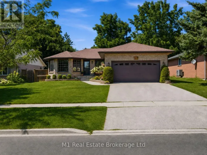 294 COLBORNE STREET, Centre Wellington