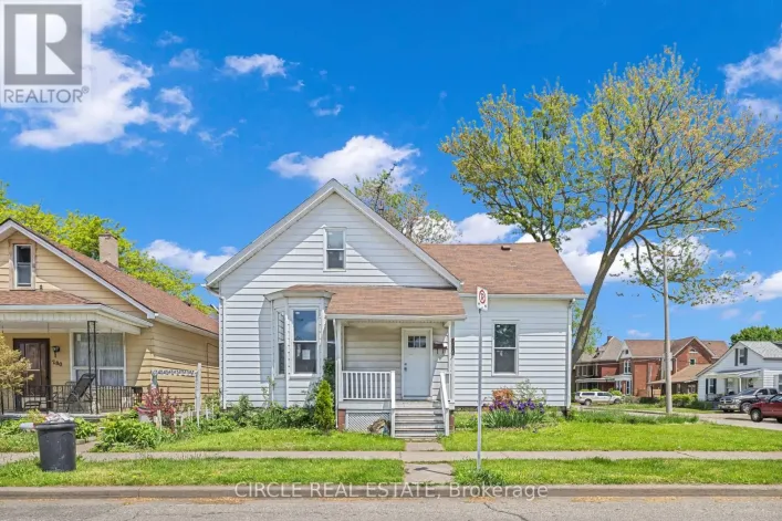 294 LOUIS AVENUE, Windsor