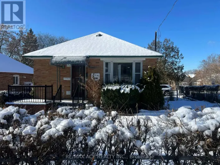 294 PHARMACY AVENUE, Toronto