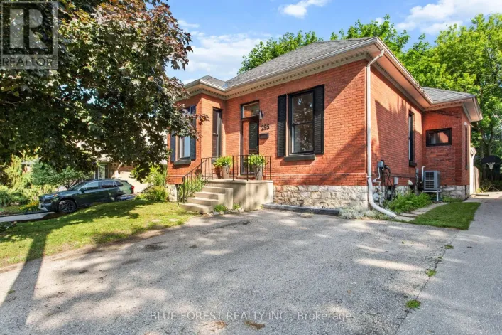 295 BULLER STREET, Woodstock